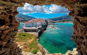 PIRATE HIKE free adventure - Lemon & Stone Hostel Andros